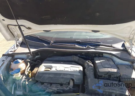 2014 Volkswagen Eos Komfort z USA, uszkodzony, nr VIN WVWBW8AH3EV004452